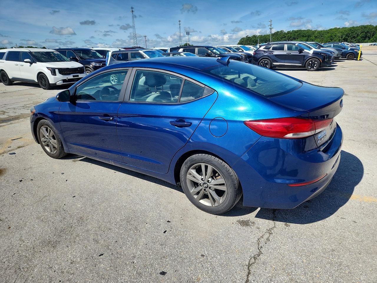 2018 Hyundai Elantra Sel - Image 2