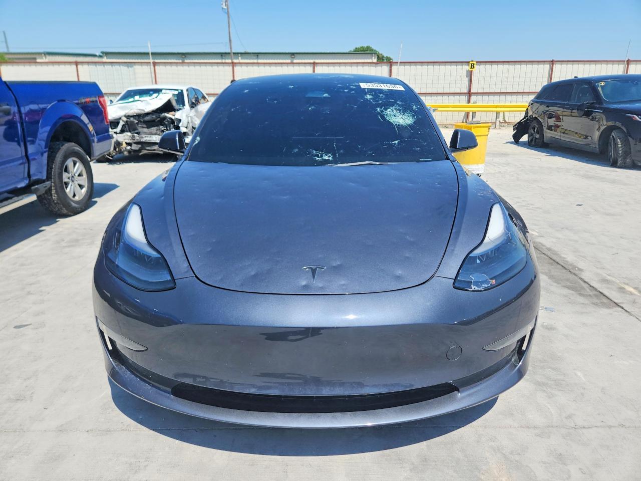 2023 Tesla Model 3 - Фото 5