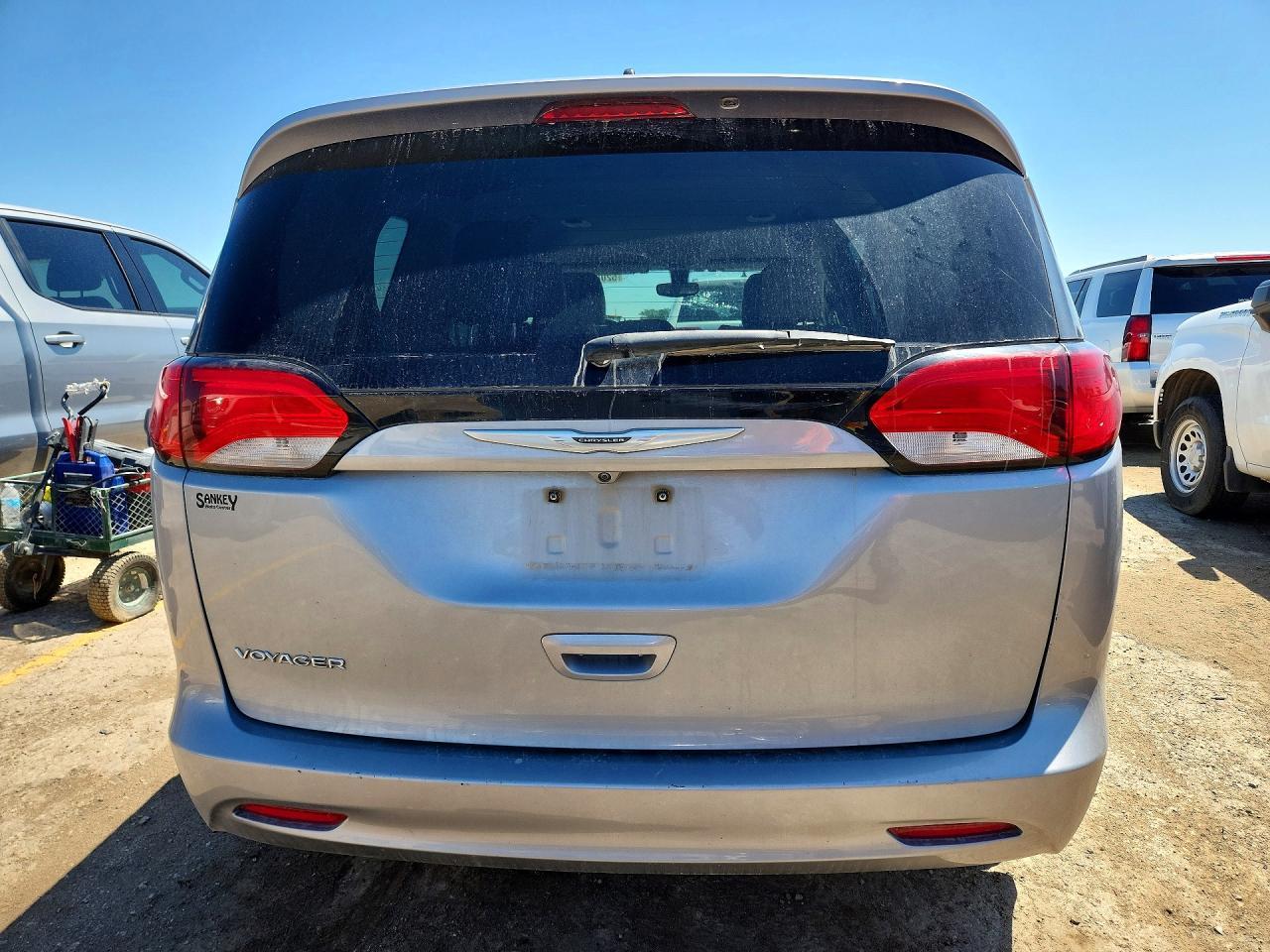 2021 Chrysler Voyager Lxi - Фото 6
