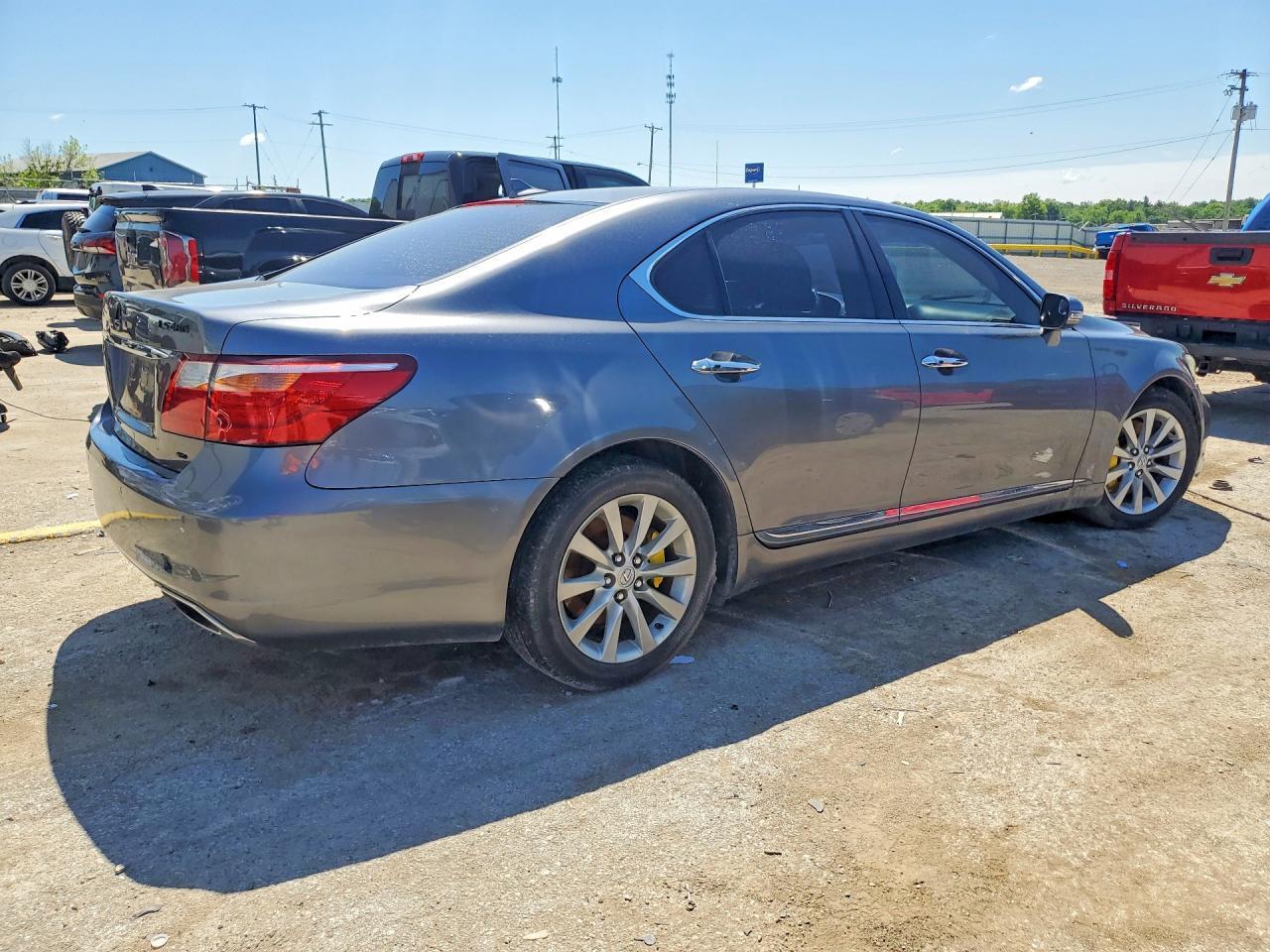 2012 Lexus Ls 460 - Image 3