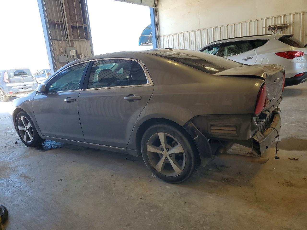 2011 Chevrolet Malibu 1Lt - Фото 2