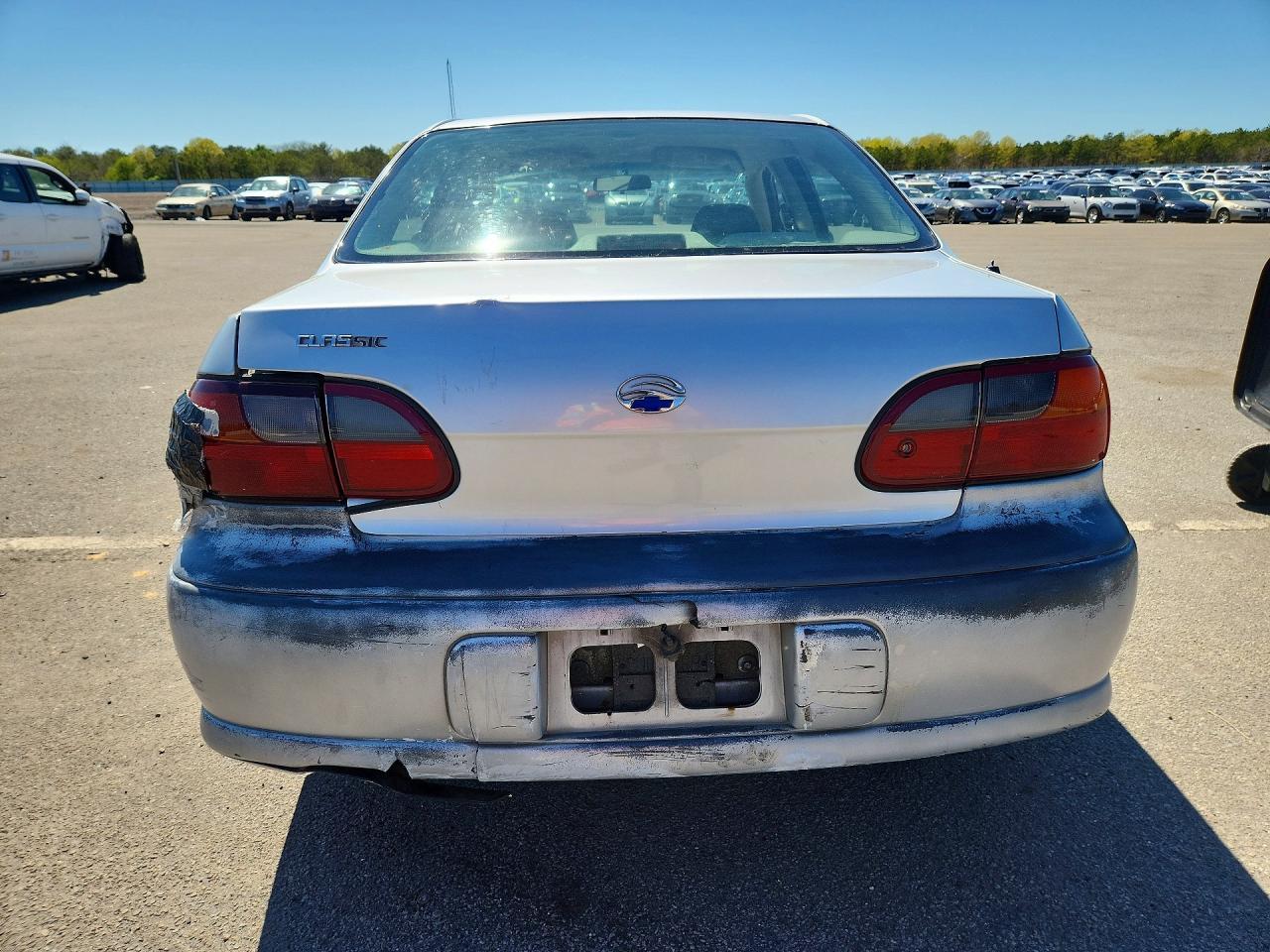 2004 Chevrolet Malibu Ls - Image 6