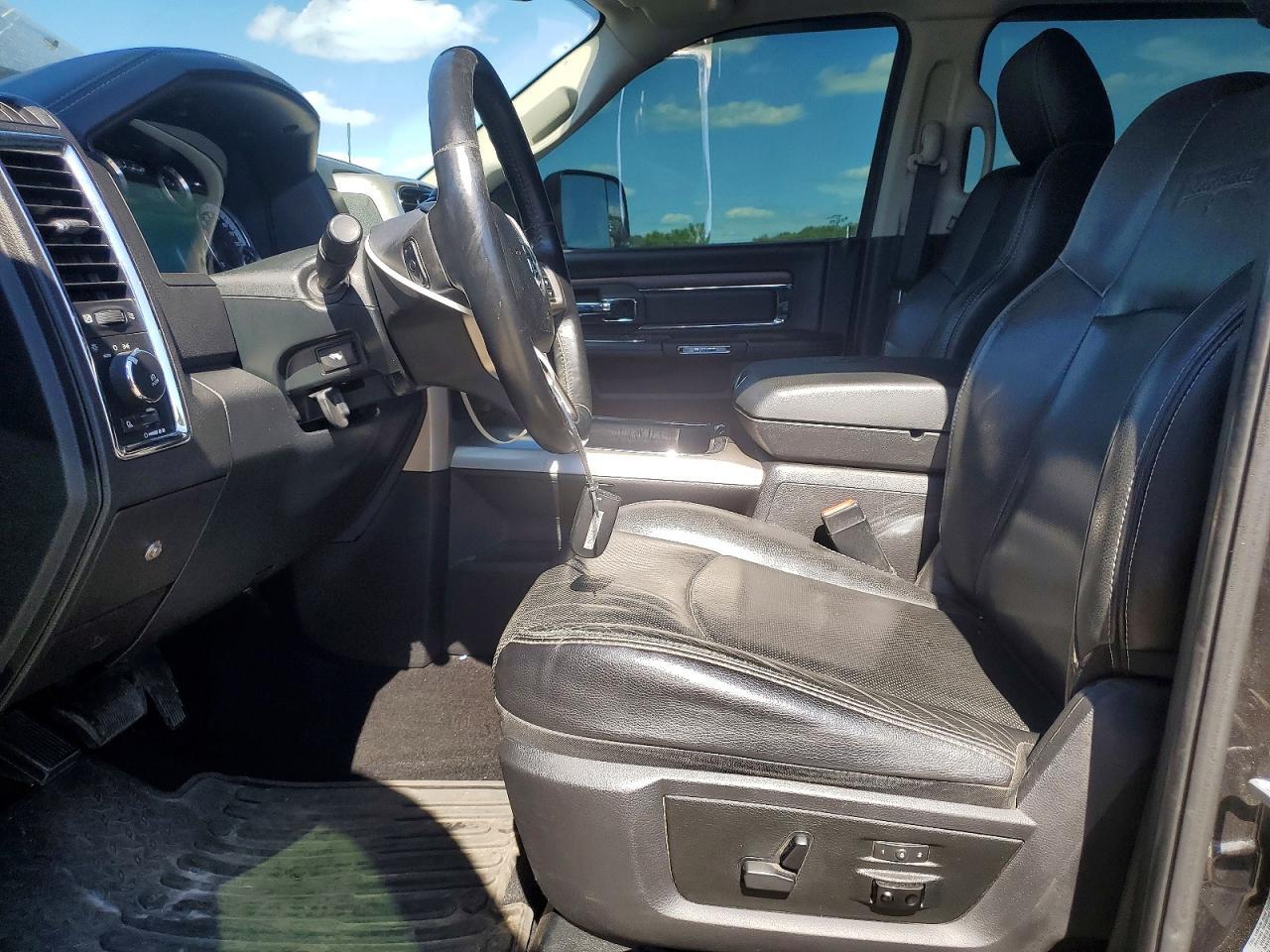 2016 Ram 2500 Laramie - Фото 7