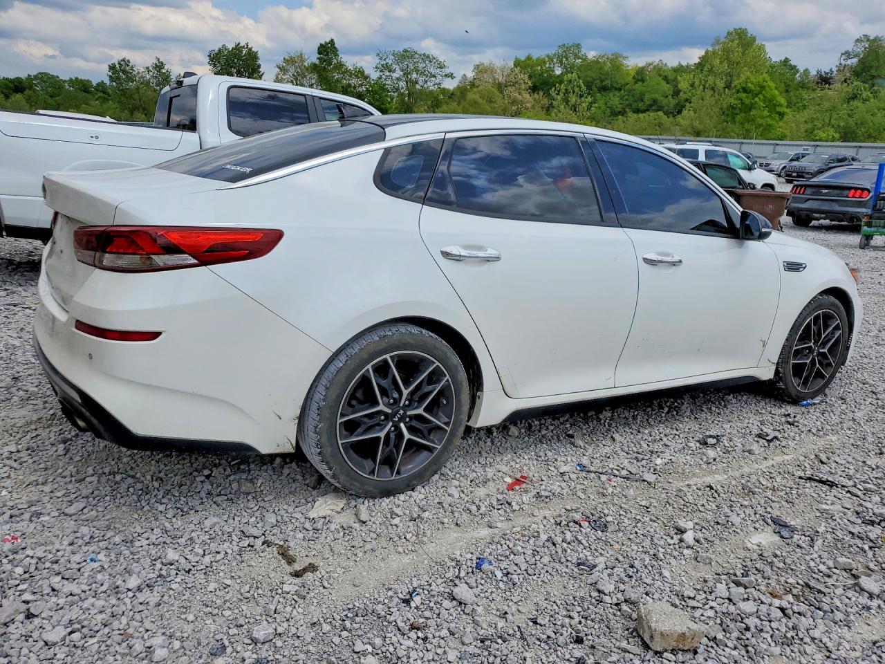 2020 Kia Optima Special Edition - Фото 3