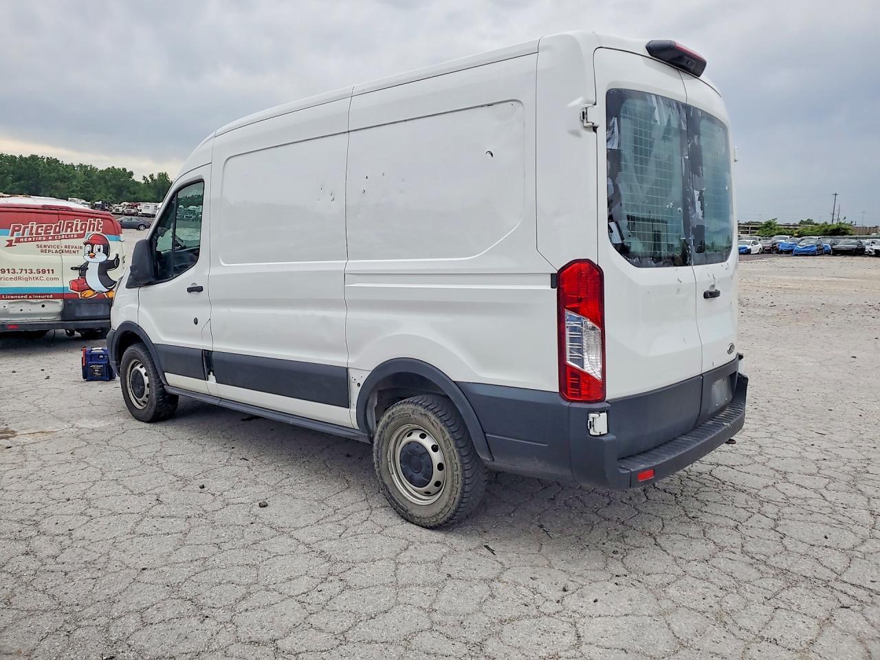 2020 Ford Transit T-250 - Фото 2