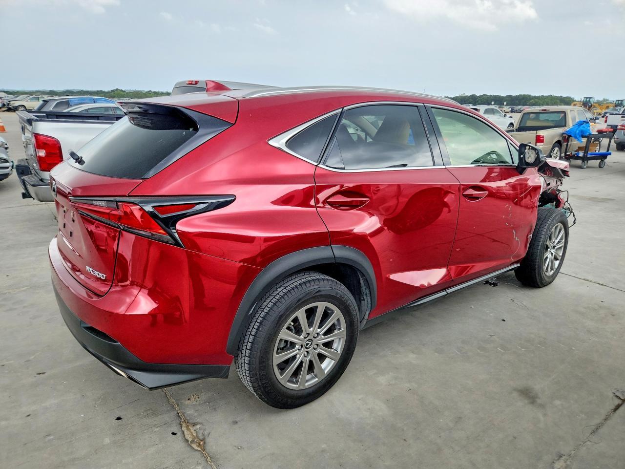 2020 Lexus Nx 300 - Фото 3