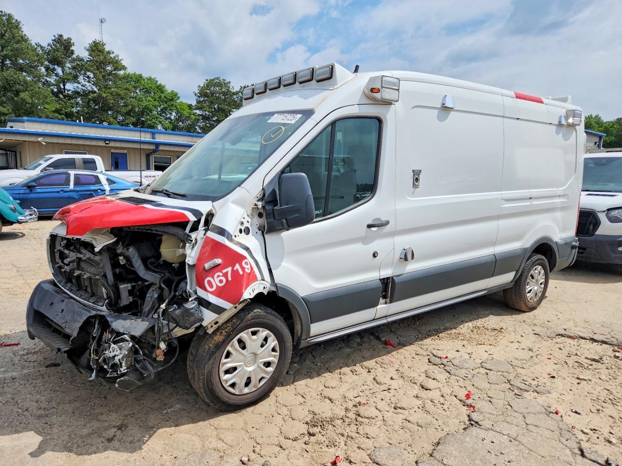 2017 Mccoy Miller R2Cb Ambulance