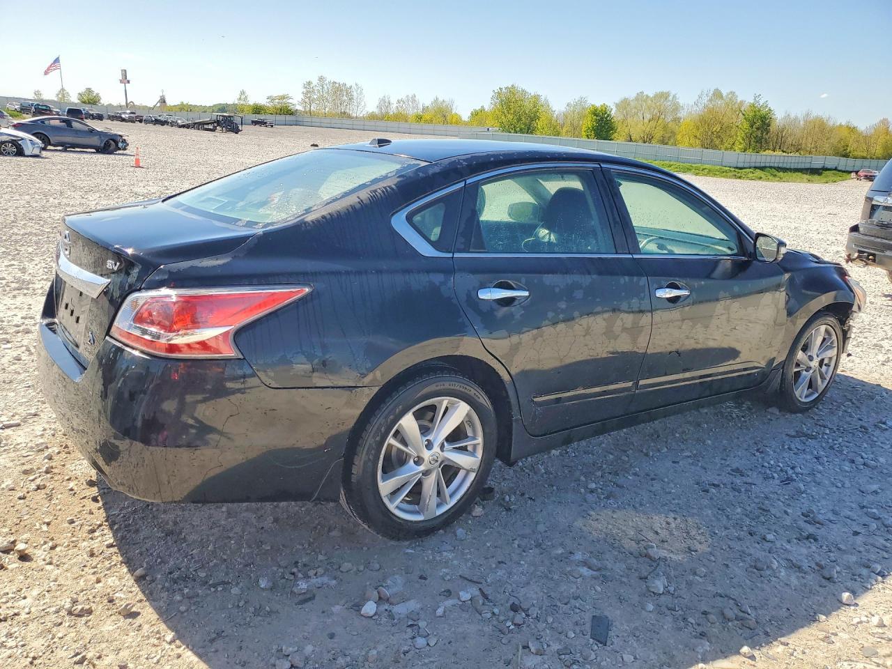 2015 Nissan Altima 2.5 Sv - Image 3