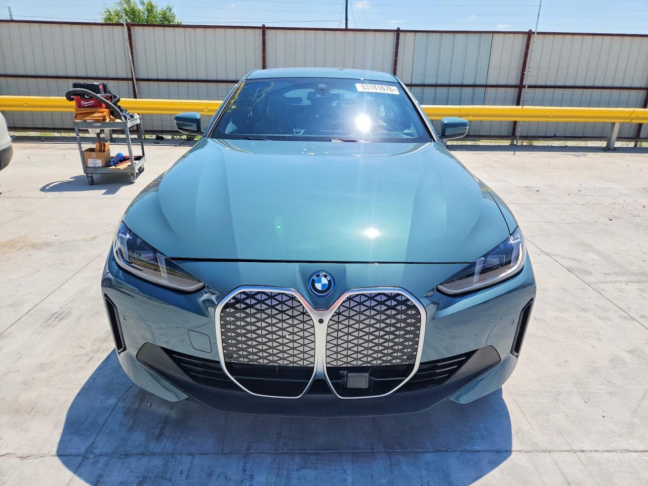 2025 BMW I4 xDrive 40 - Image 5