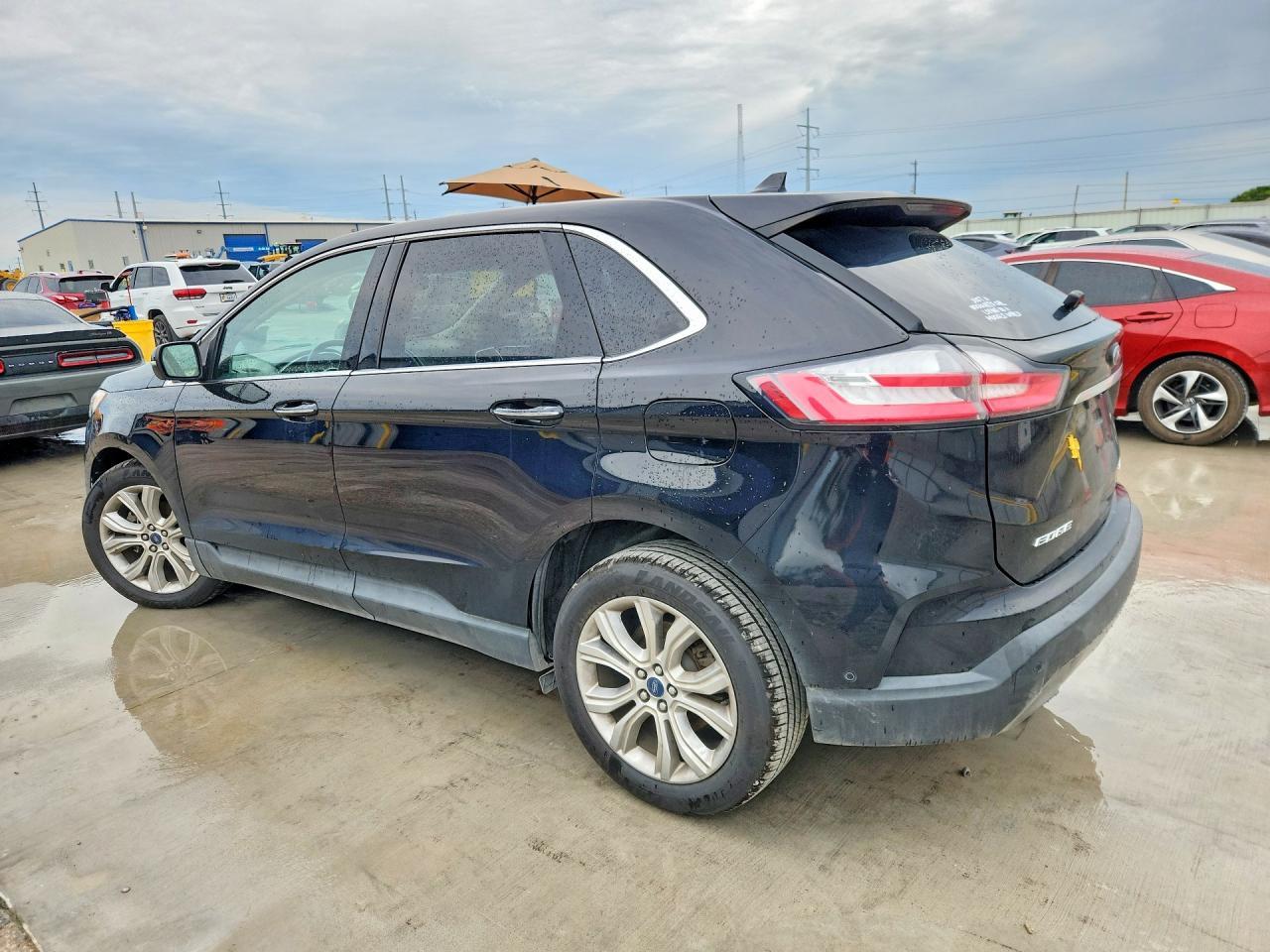 2019 Ford Edge Titanium - Фото 2