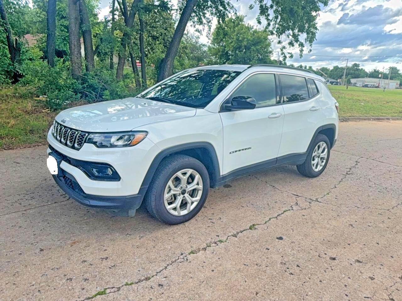 2025 Jeep Compass Latitude - Фото 2