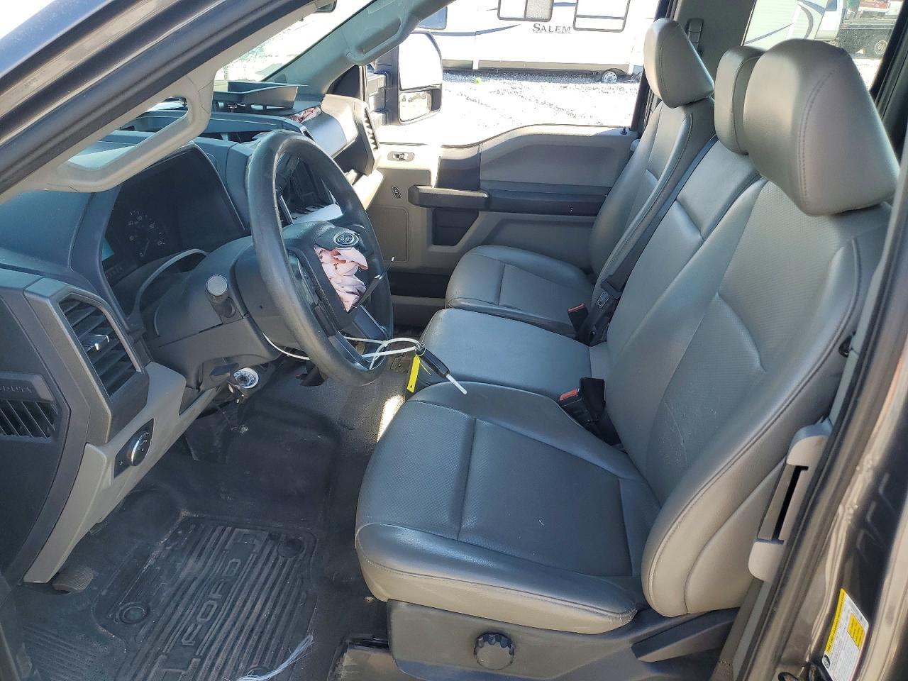 2022 Ford F250 Super Duty - Фото 7
