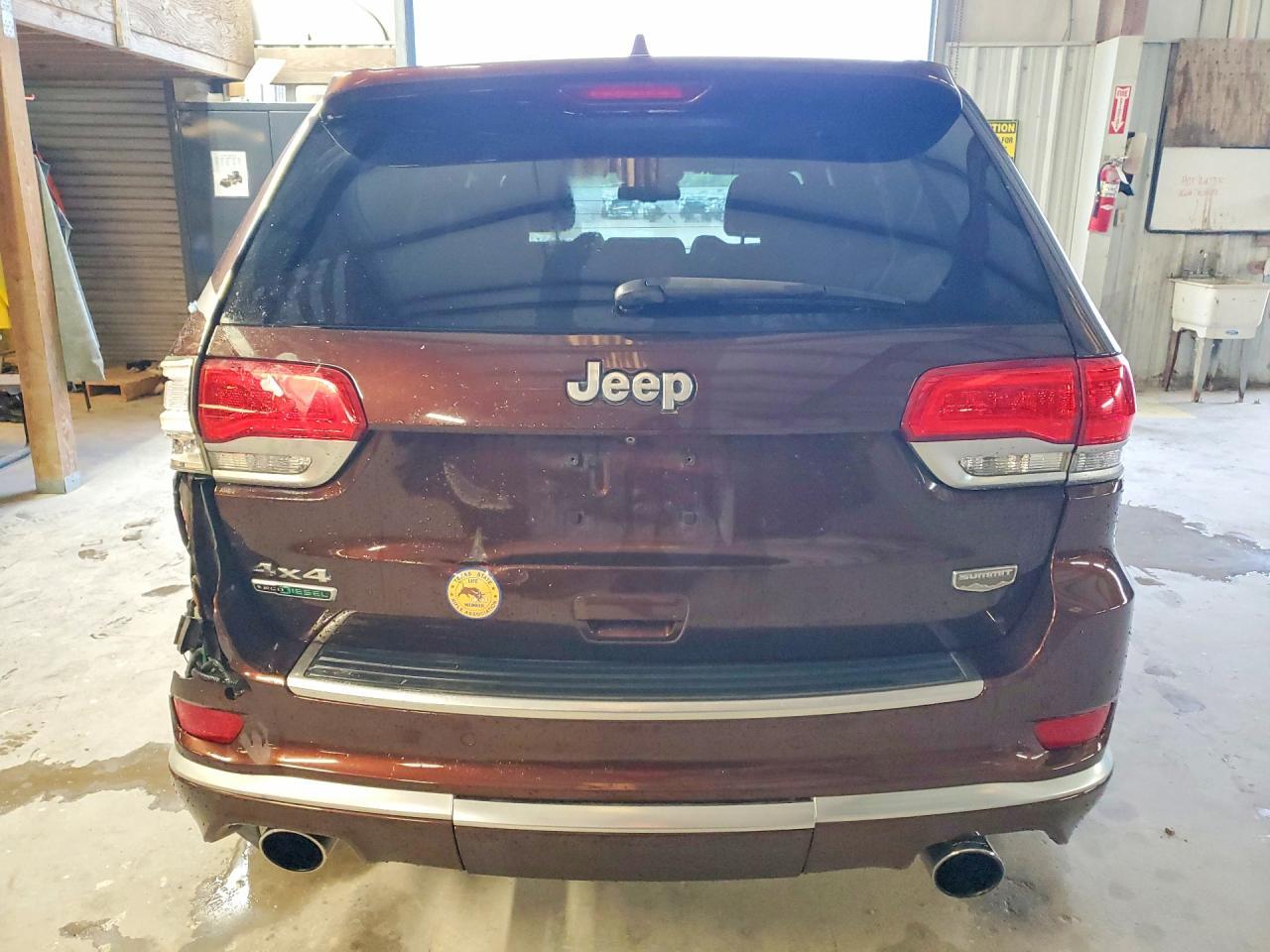 2015 Jeep Grand Cherokee Summit - Image 6