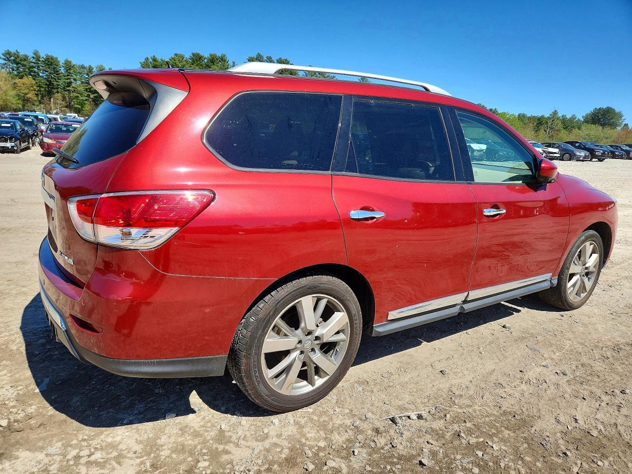 2014 Nissan Pathfinder S - Фото 3