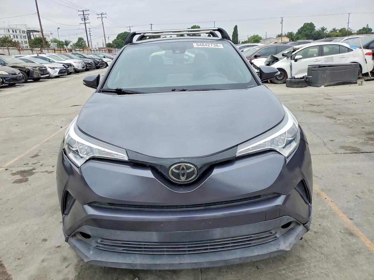 2019 Toyota C-Hr Xle - Image 5