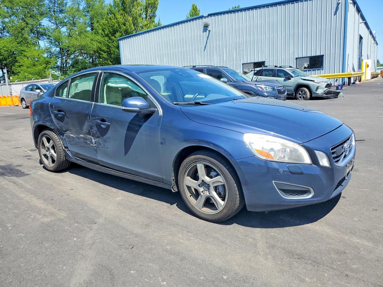 2013 Volvo S60 T5 - Image 4