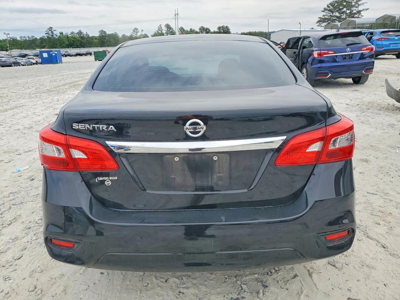 2018 Nissan Sentra S - Image 6