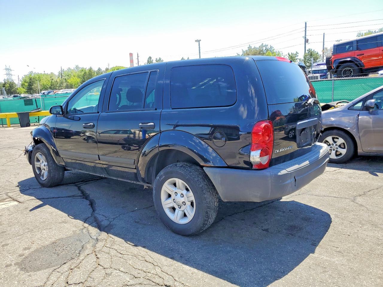2005 Dodge Durango St - Фото 2
