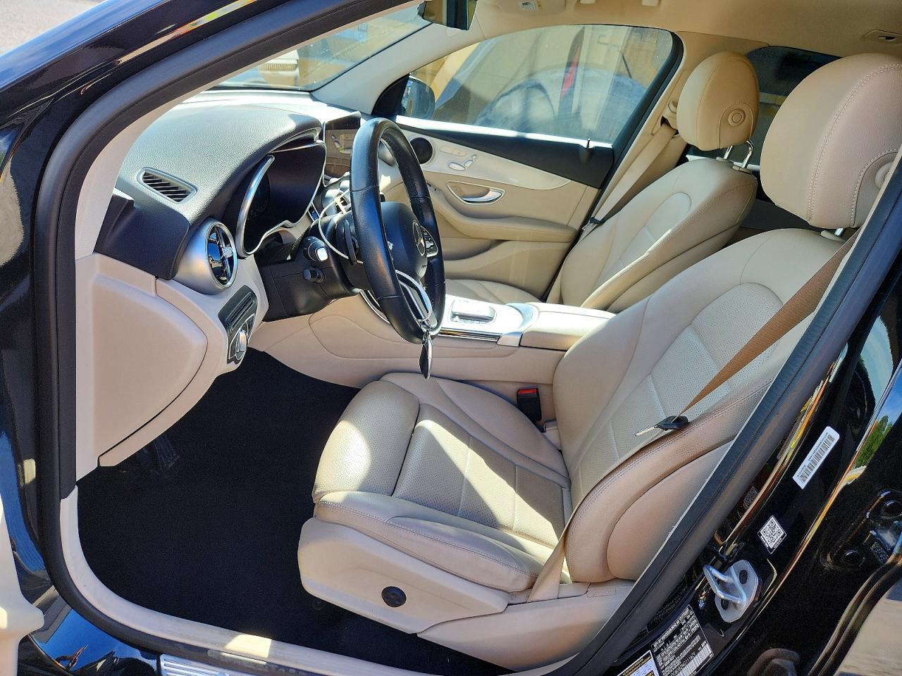 2022 Mercedes-Benz Glc 300 - Image 7