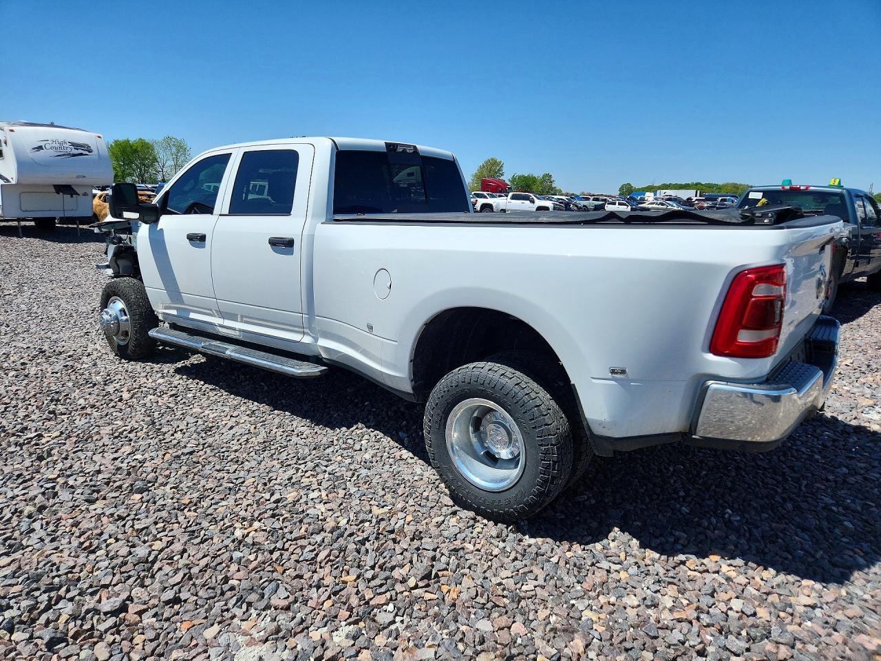 2023 Ram 3500 Tradesman - Image 2