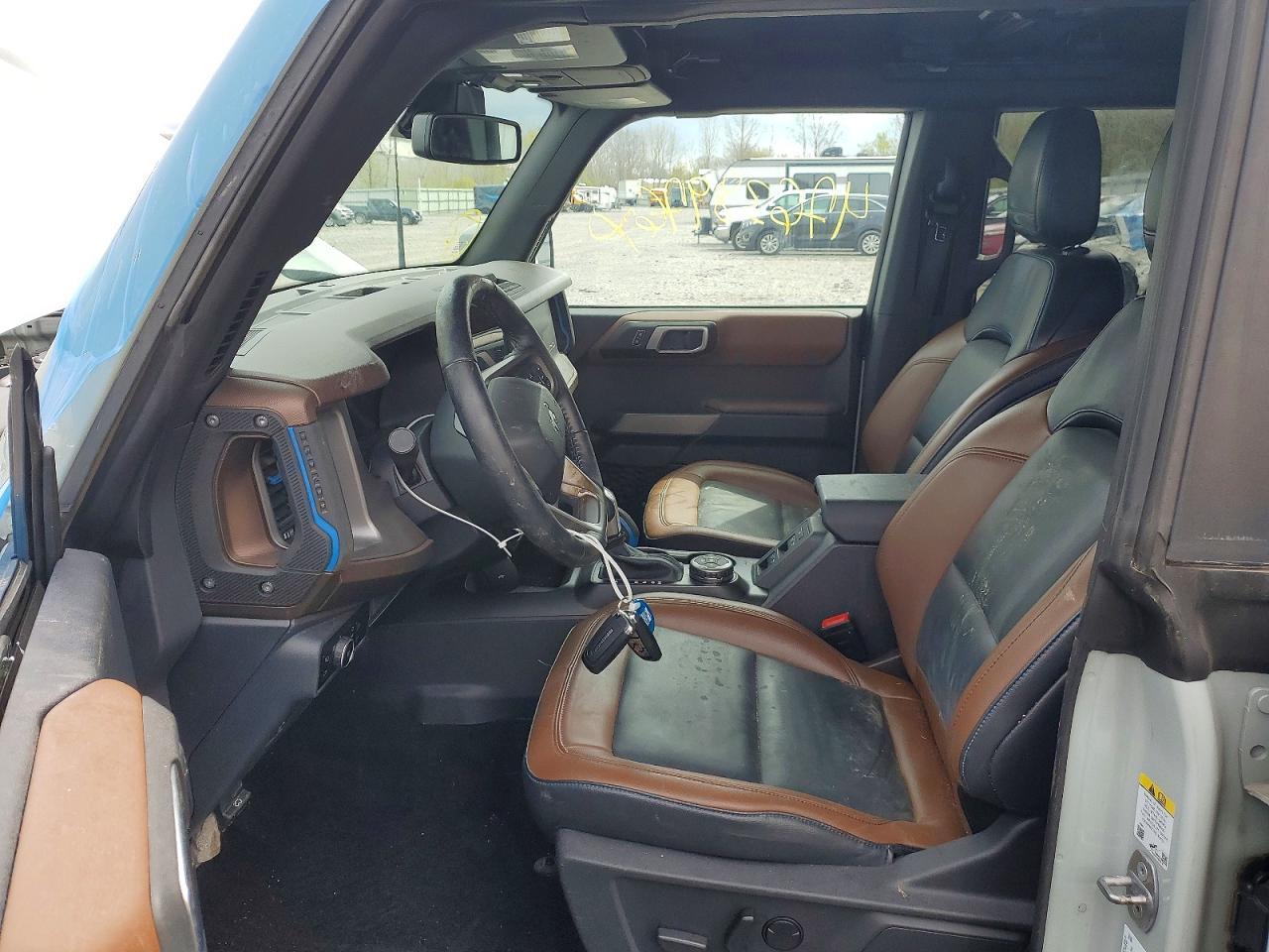 2023 Ford Bronco Base - Image 7