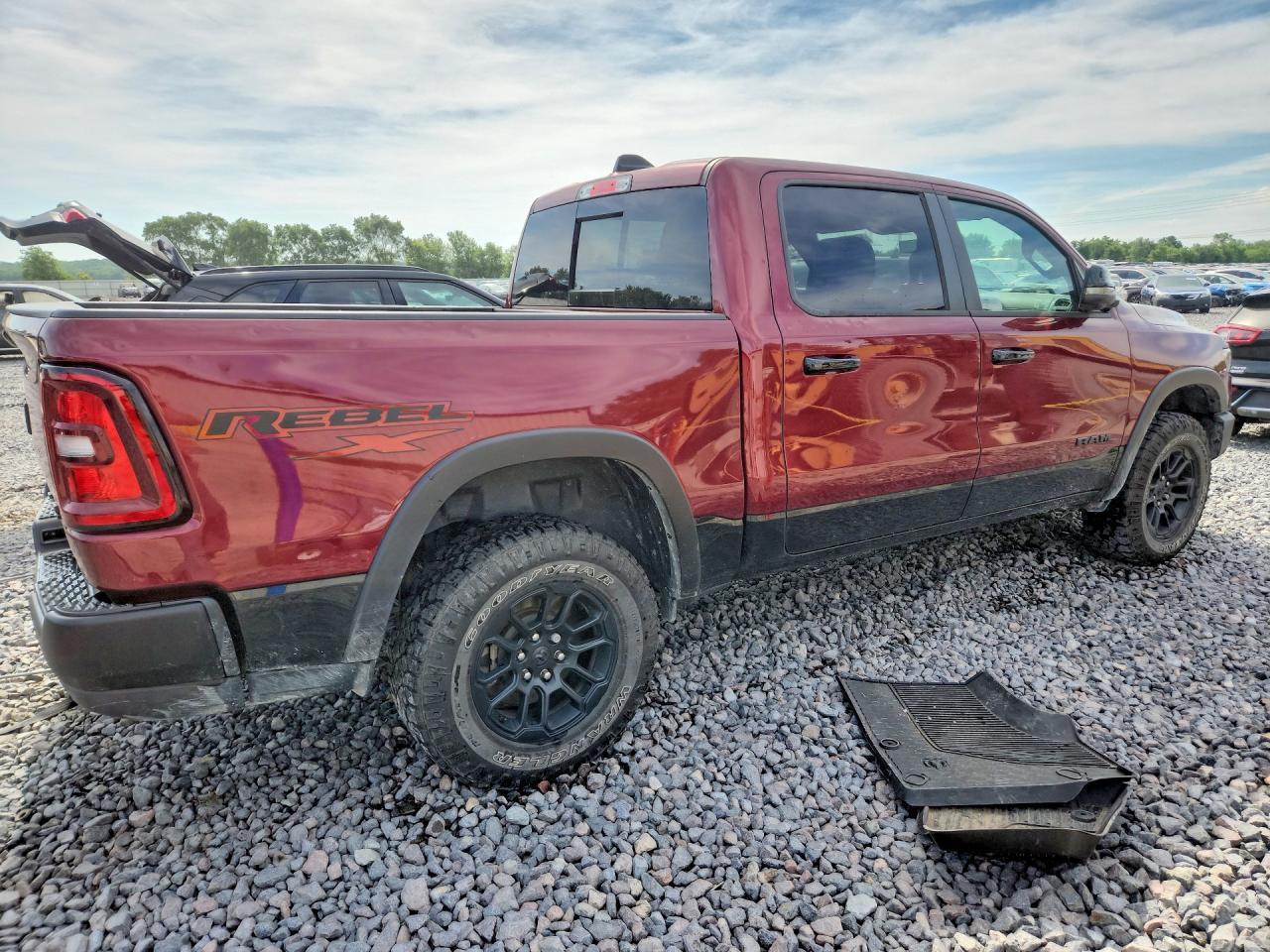 2025 Ram 1500 Rebel - Фото 3