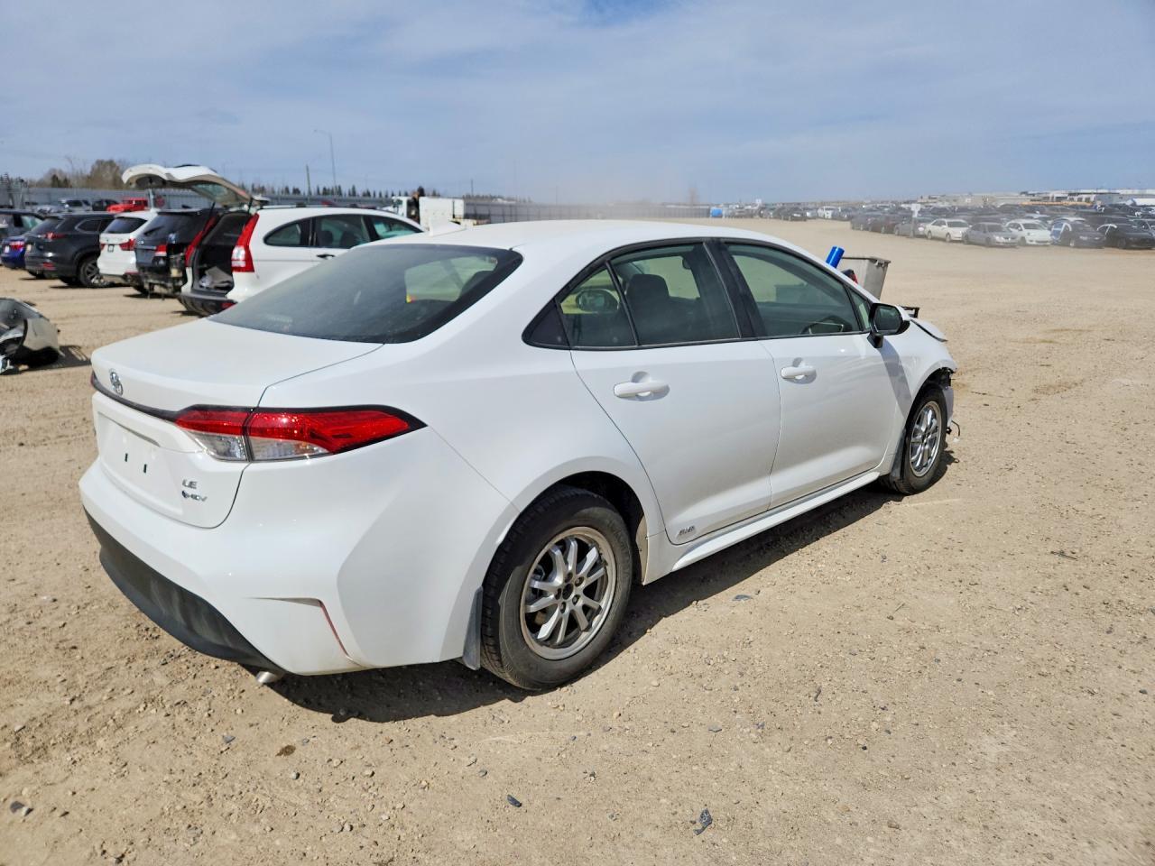 2026 Toyota Corolla Hybrid Le - Фото 3