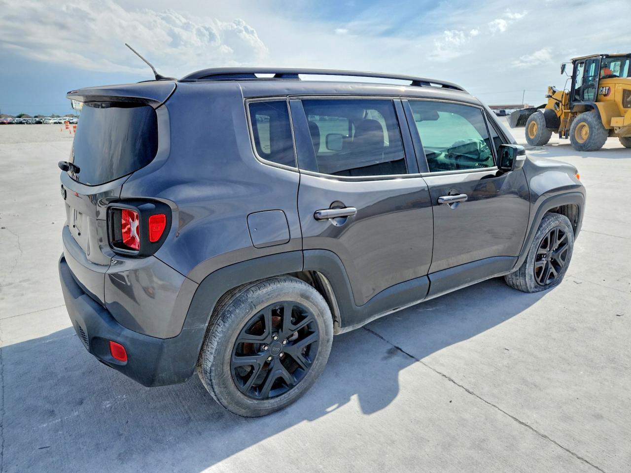 2017 Jeep Renegade - Image 3