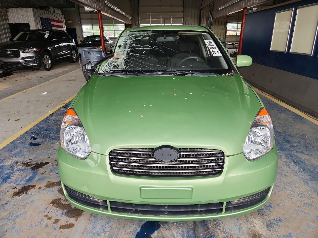 2011 Hyundai Accent Gl - Image 5