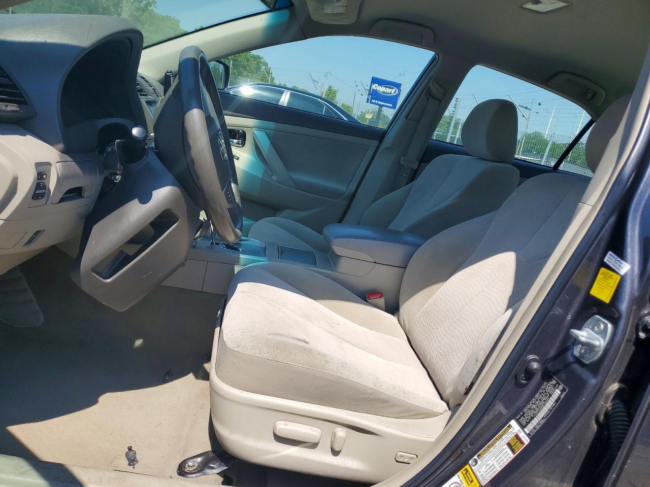 2011 Toyota Camry Le - Фото 7