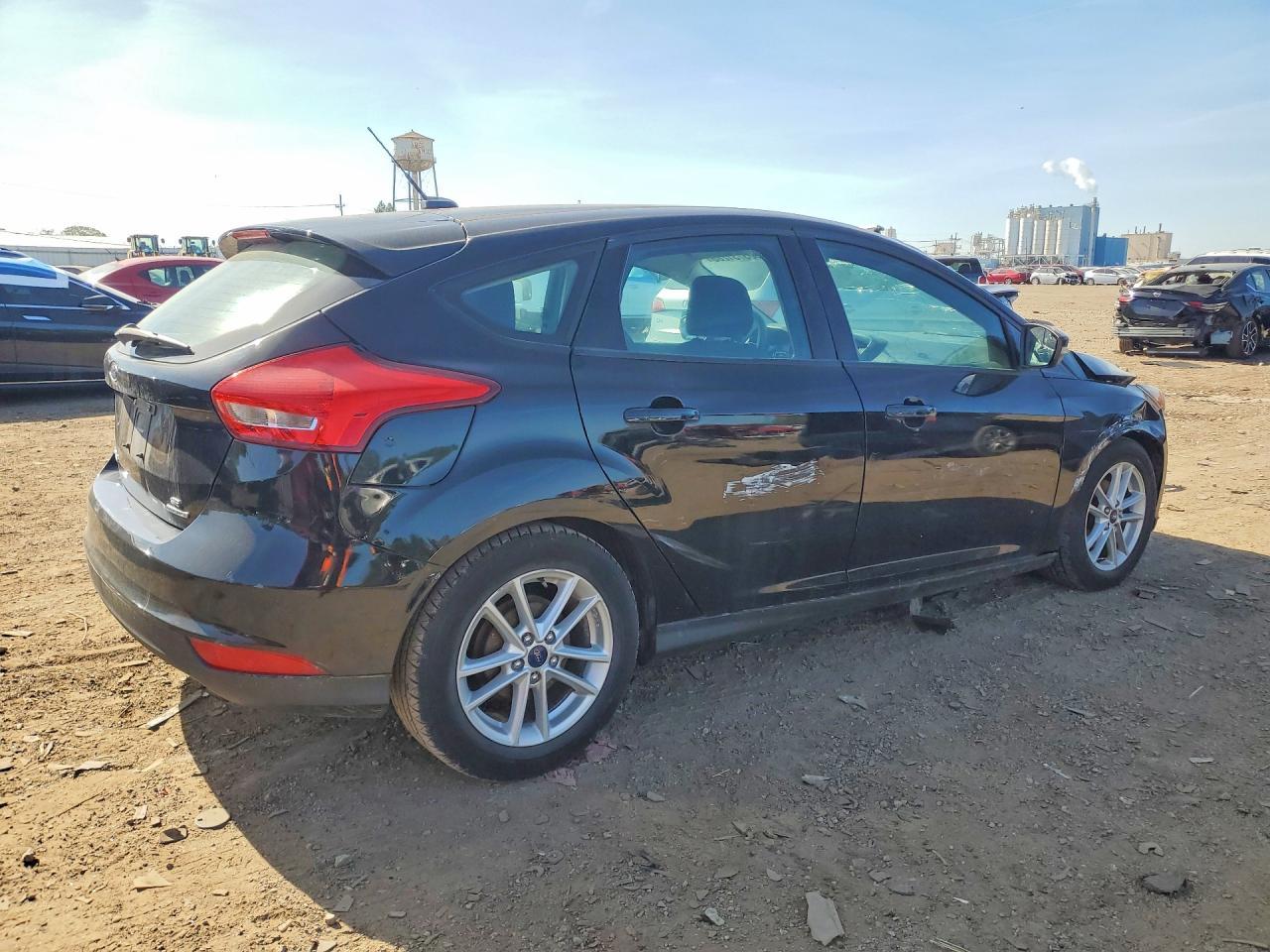 2016 Ford Focus Se - Фото 3