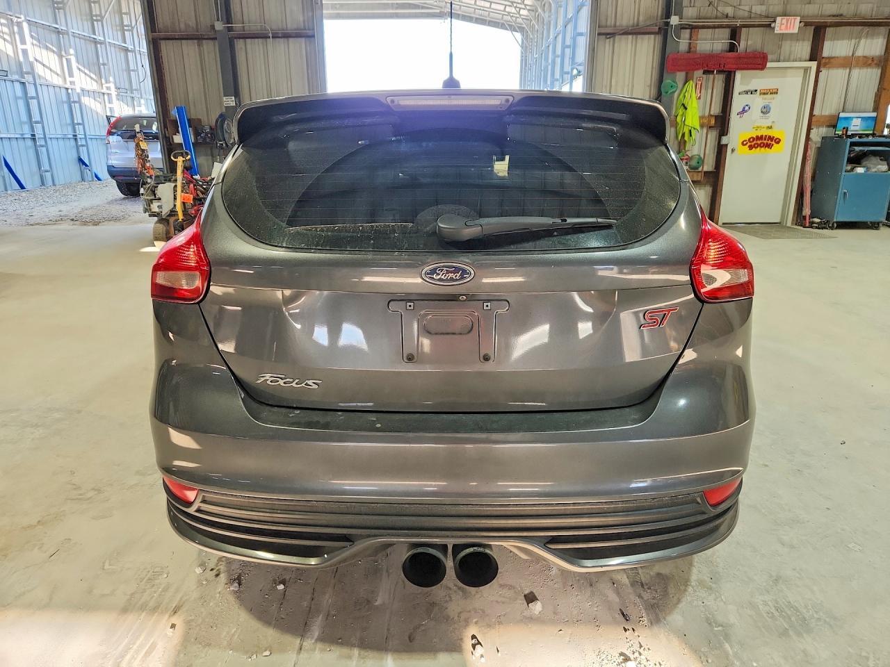 2017 Ford Focus St - Image 6
