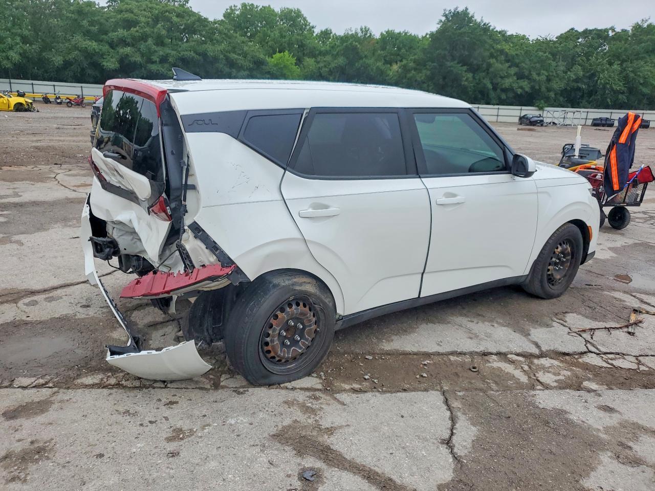 2020 Kia Soul Lx - Фото 3