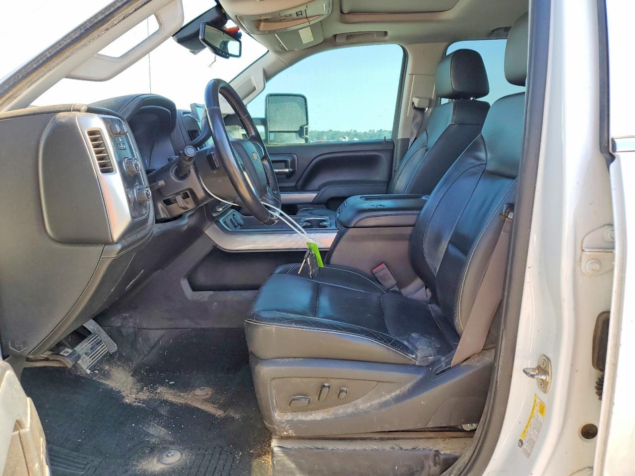 2016 Chevrolet Silverado - Фото 7
