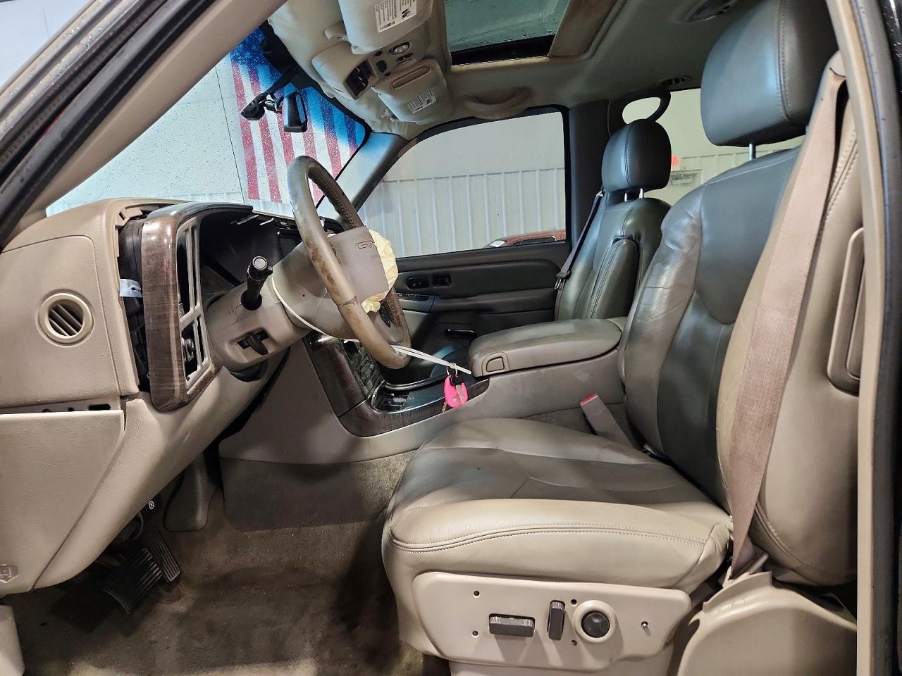 2005 GMC Yukon Denali - Фото 7