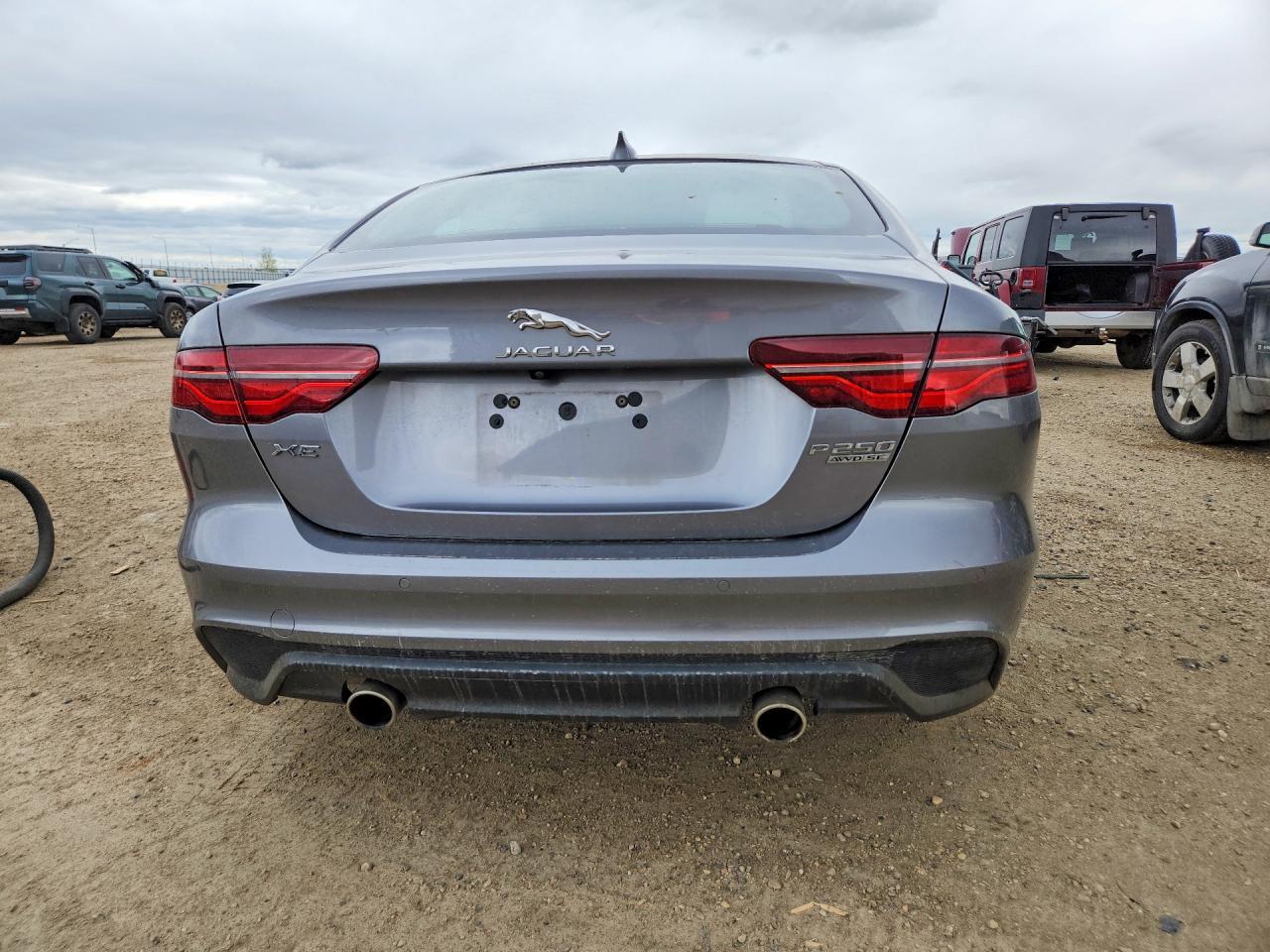 2020 Jaguar Xe Landmark - Image 6