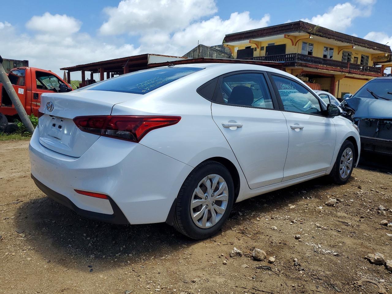 2020 Hyundai Accent Se - Image 3