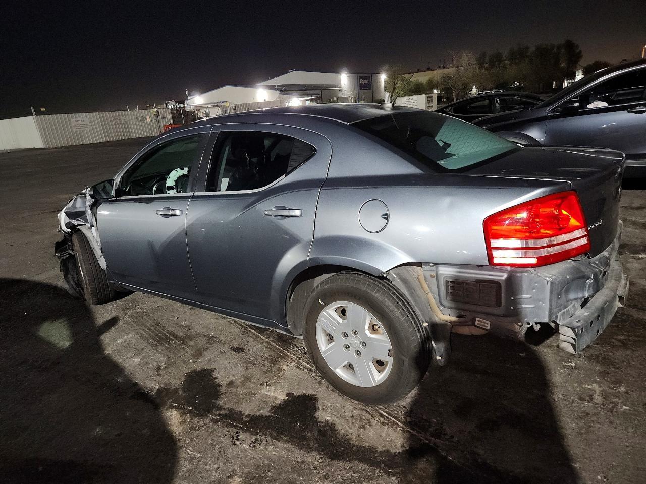 2010 Dodge Avenger Sxt - Фото 2