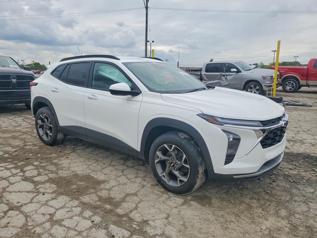 2025 Chevrolet Trax 1Lt - Image 4