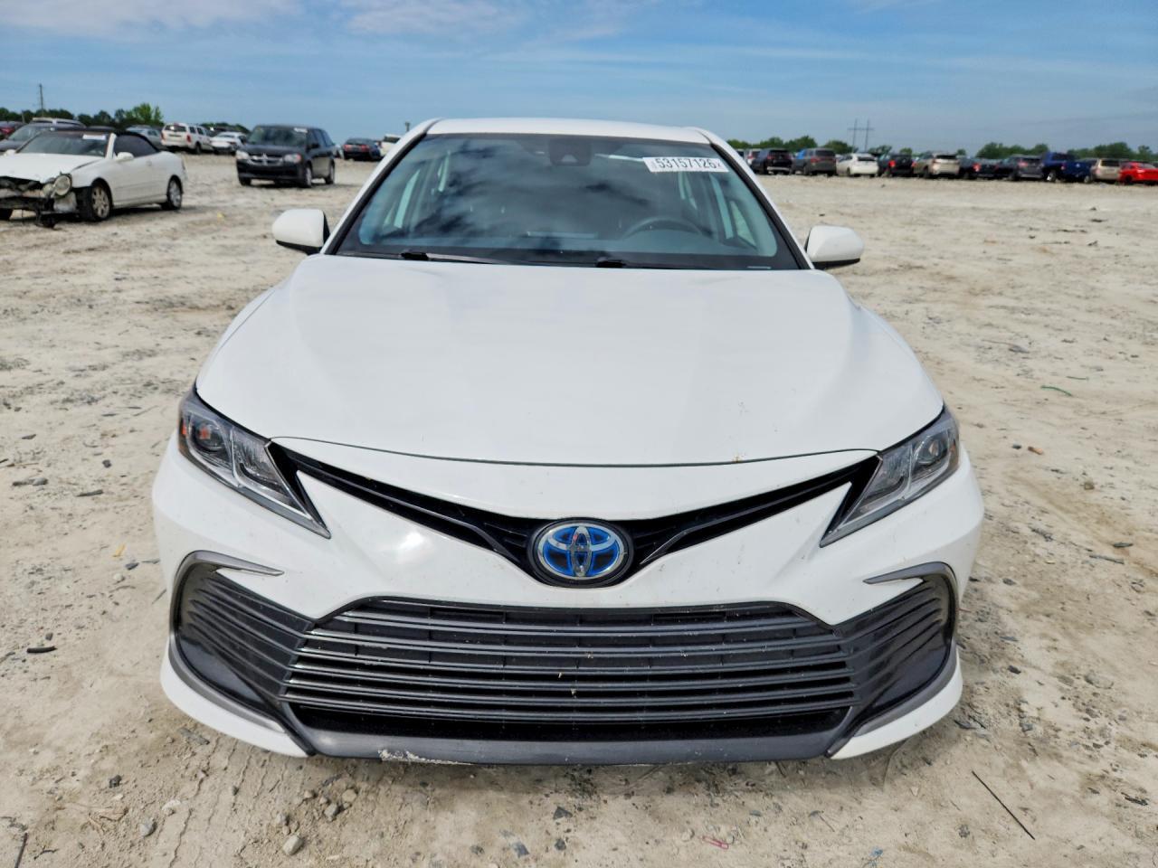 2022 Toyota Camry Le - Фото 5