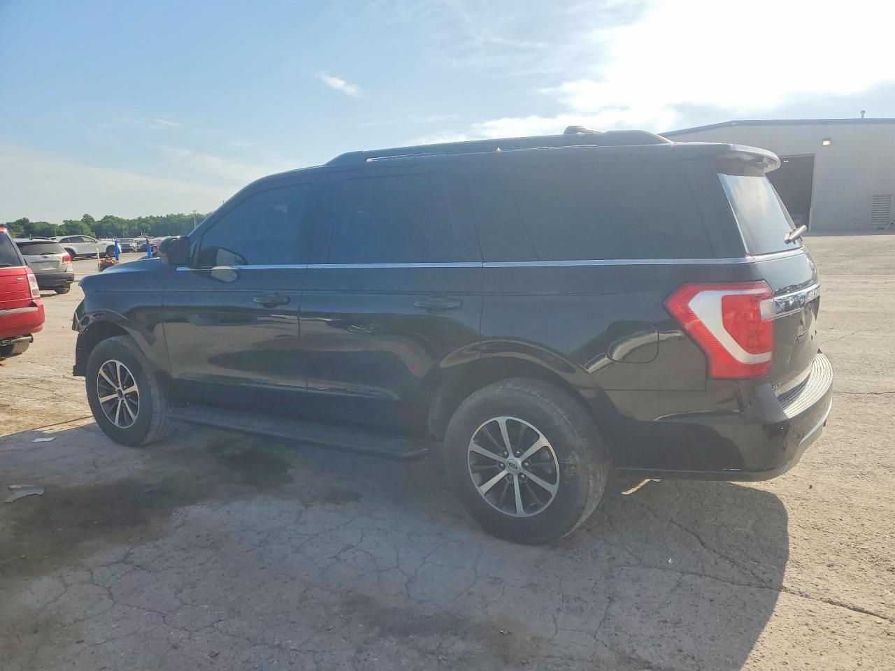 2018 Ford Expedition Xlt - Фото 2