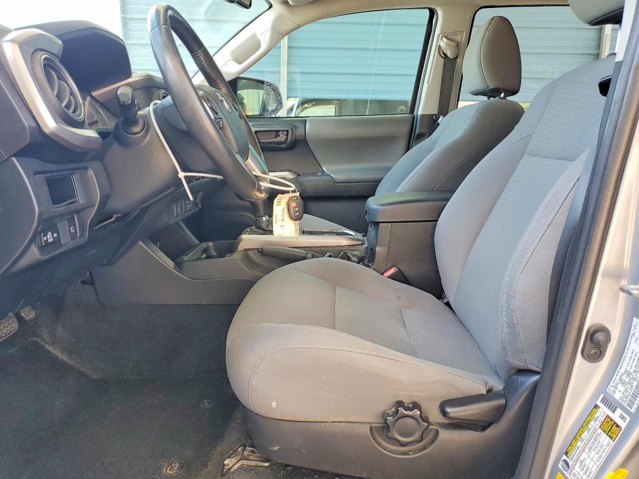 2019 Toyota Tacoma Sr5 V6 - Image 7