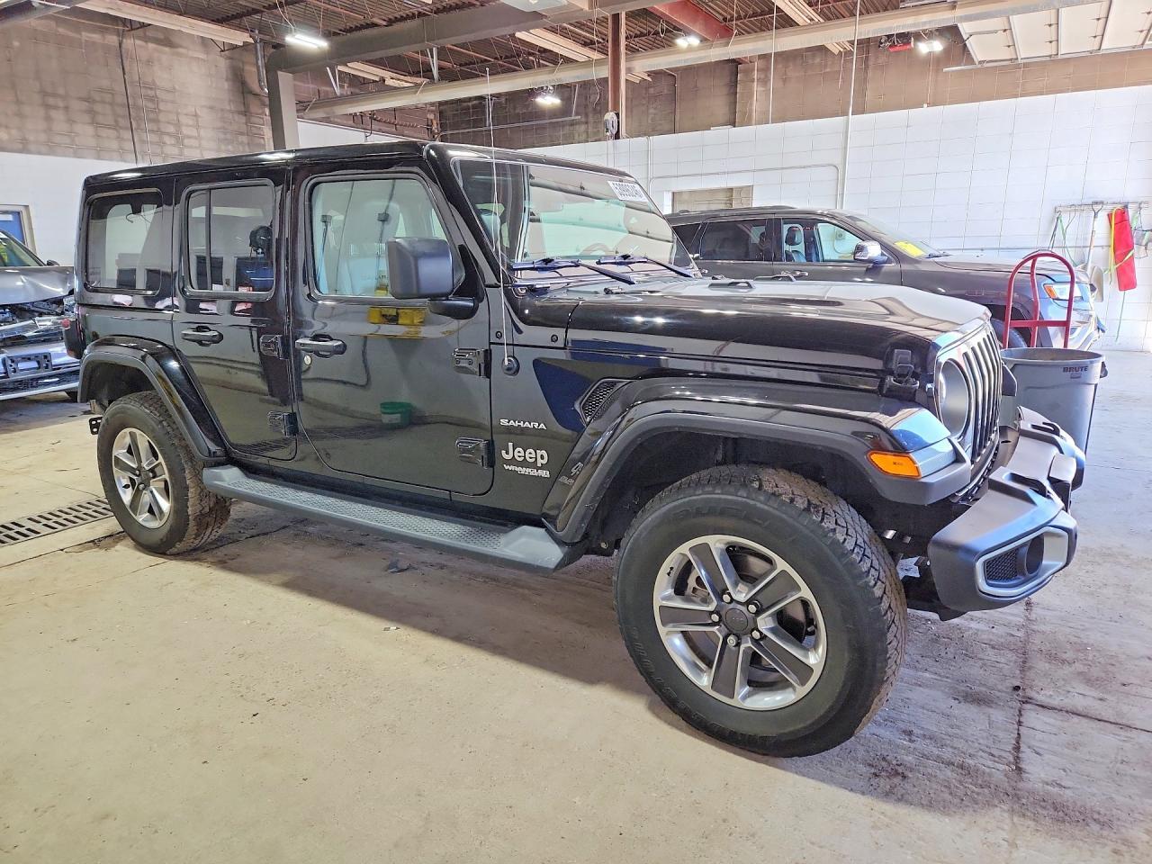 2020 Jeep Wrangler Unlimited Sahara - Фото 4