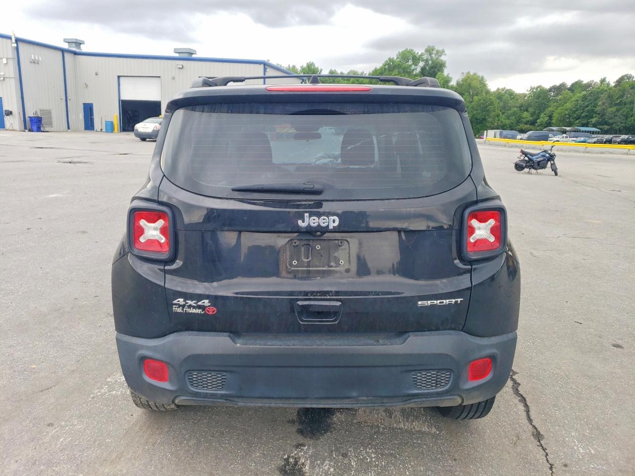 2020 Jeep Renegade Sport - Image 6