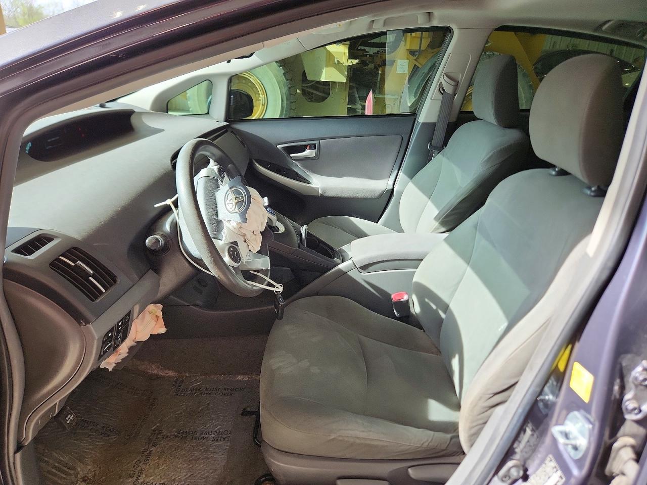 2010 Toyota Prius - Image 7