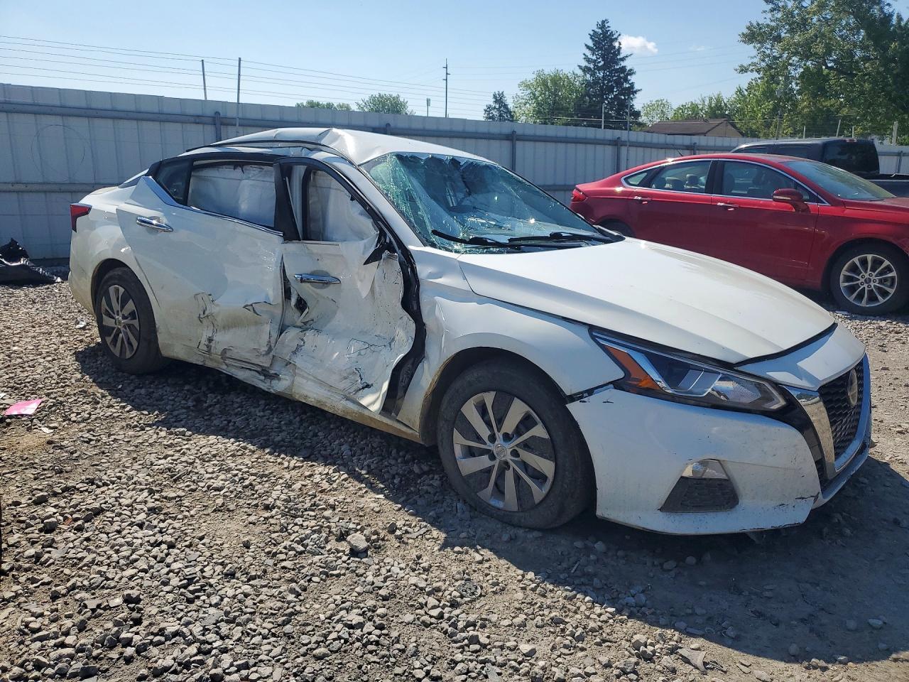 2019 Nissan Altima S - Фото 4