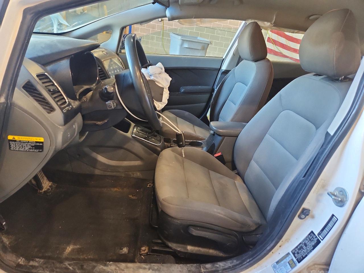 2017 Kia Forte Lx - Image 7