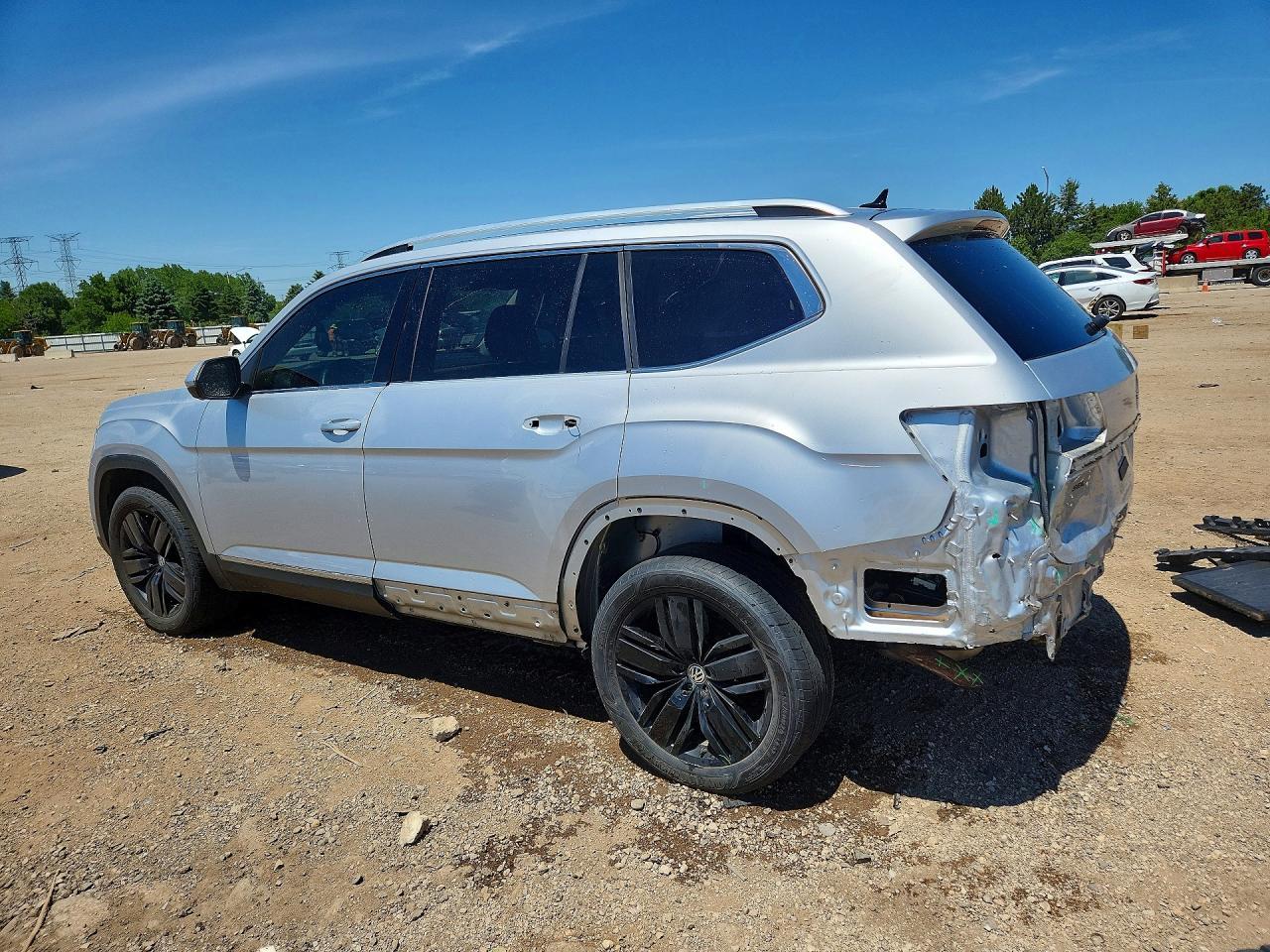 2019 Volkswagen Atlas Sel Premium - Image 2