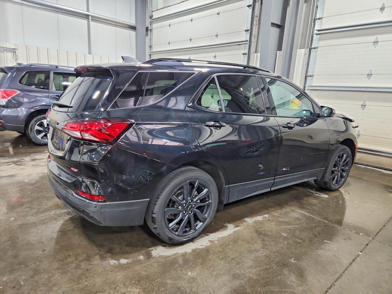 2023 Chevrolet Equinox Rs - Image 3