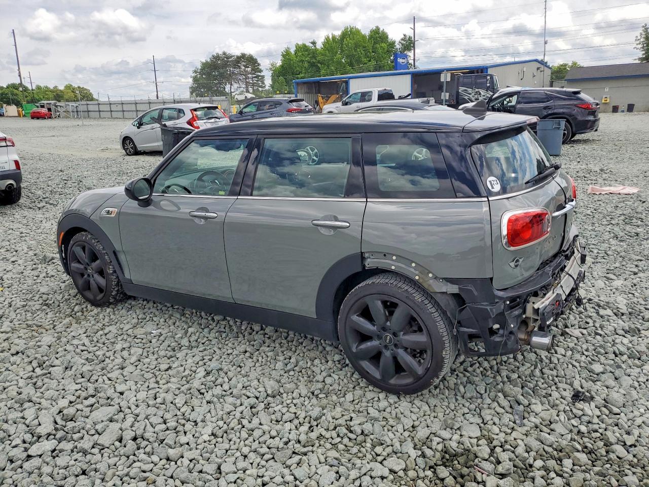 2017 Mini Cooper S Clubman - Фото 2